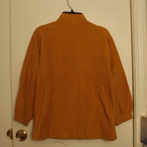 TKS Basic Pullover Sweater - Picture 4 of 6